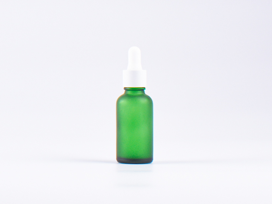 Grünglasflasche 30ml, mit Pipette weiss